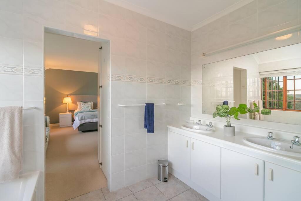 Ferienhaus Escape To Paradise In Plett - Back Up Electricity Plettenberg Bay