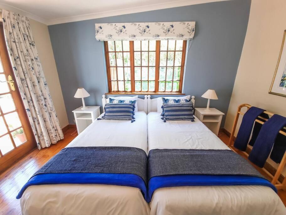 Escape To Paradise In Plett - Back Up Electricity Ferienhaus *