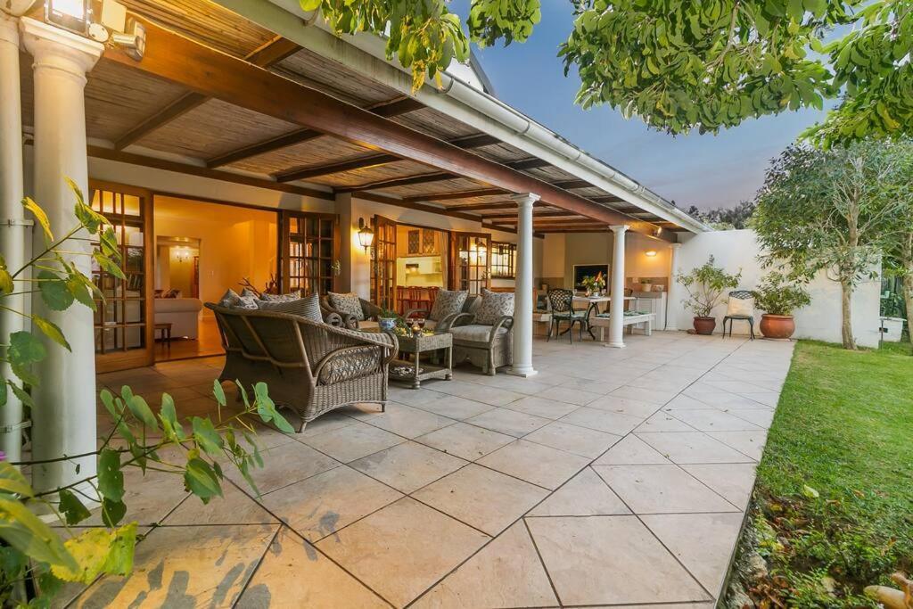 Holiday home Escape To Paradise In Plett - Back Up Electricity Plettenberg Bay