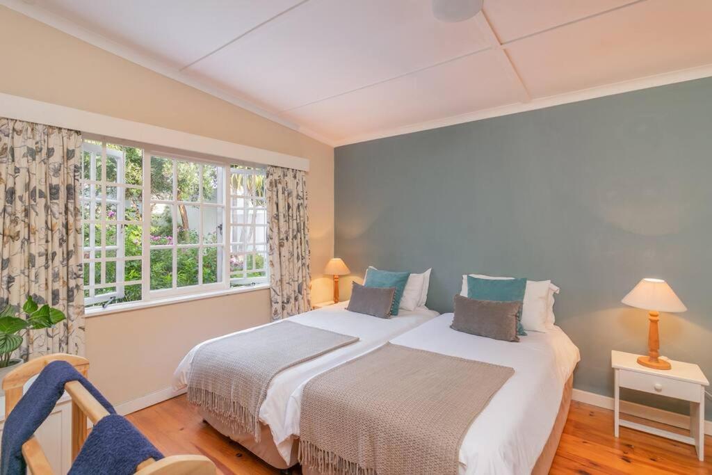 Escape To Paradise In Plett - Back Up Electricity