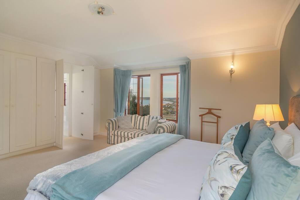 Escape To Paradise In Plett - Back Up Electricity Ferienhaus