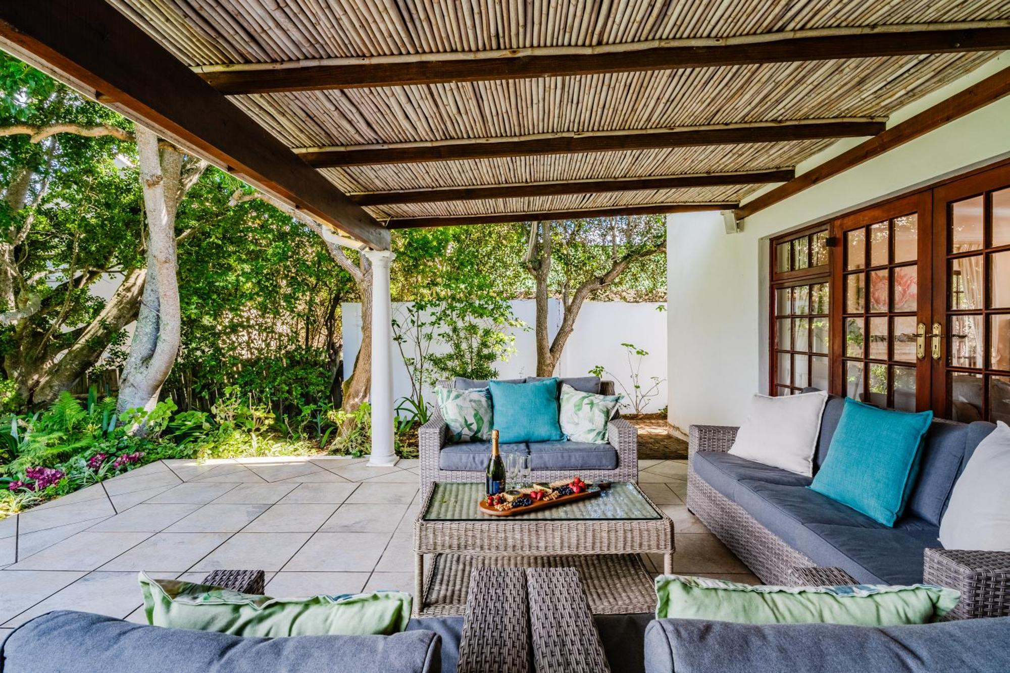 Escape To Paradise In Plett - Back Up Electricity *