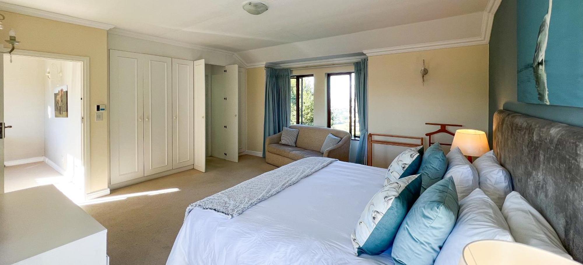Holiday home Escape To Paradise In Plett - Back Up Electricity *